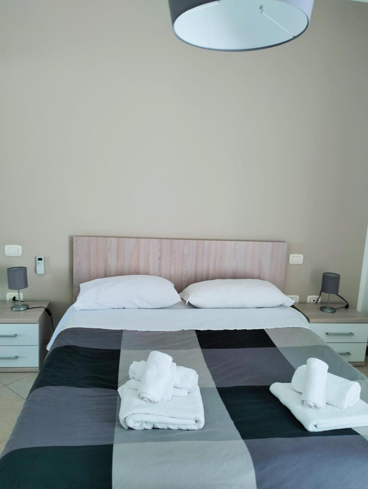 Red Luxury In Borgo Guardiola Near Cefalu Mandra Capreria Ngoại thất bức ảnh